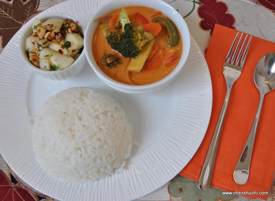 mthai red curry with rice and salad