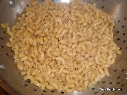 cooked macaroni 