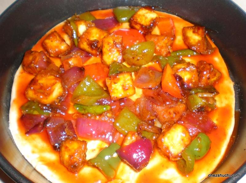 chili paneer pizza