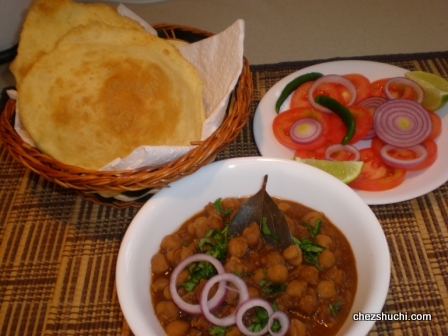 chole Bhature<