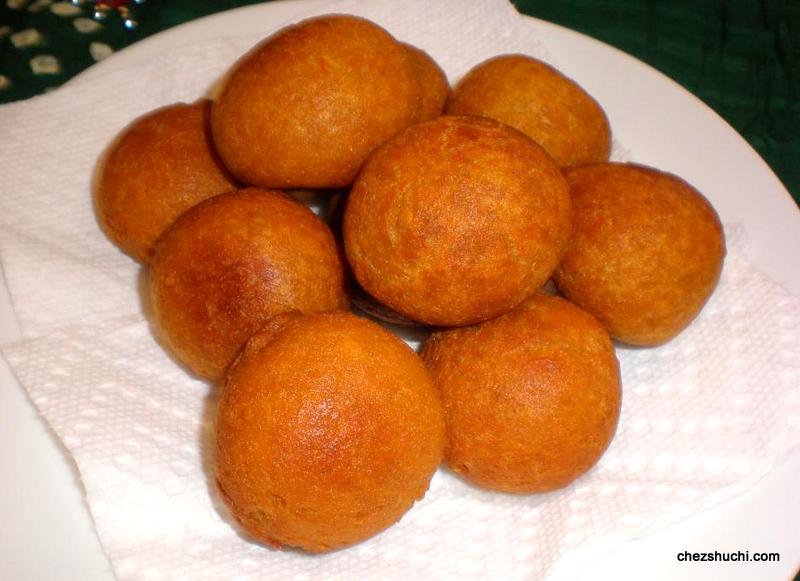 Fried Gulab jamuns