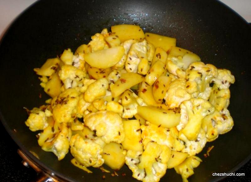 Gobhi Aloo cooking