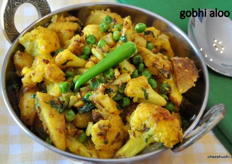 Gobhi matar Aloo