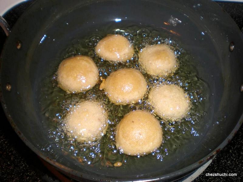 gulgule frying