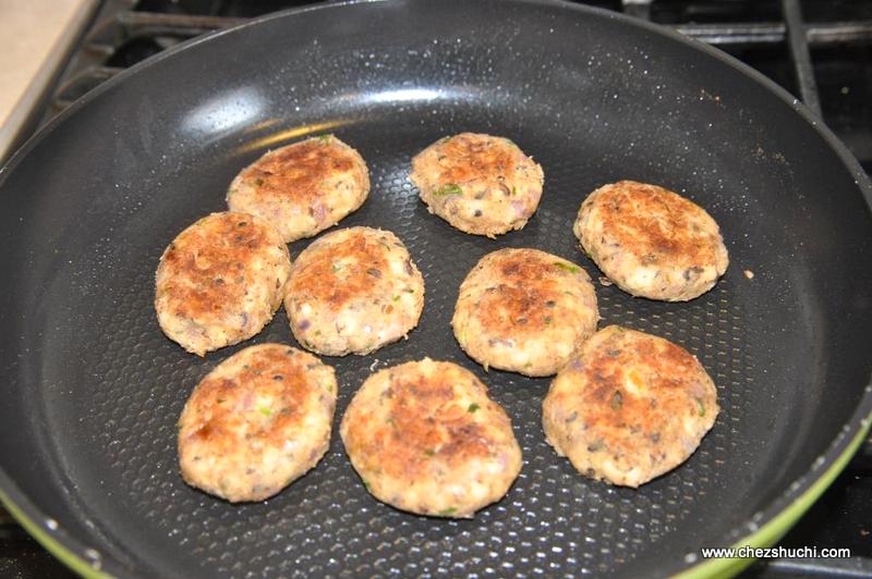 lobiya kebab frying