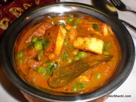 Matar Paneer 