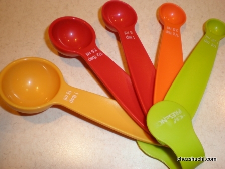 measuring spoons