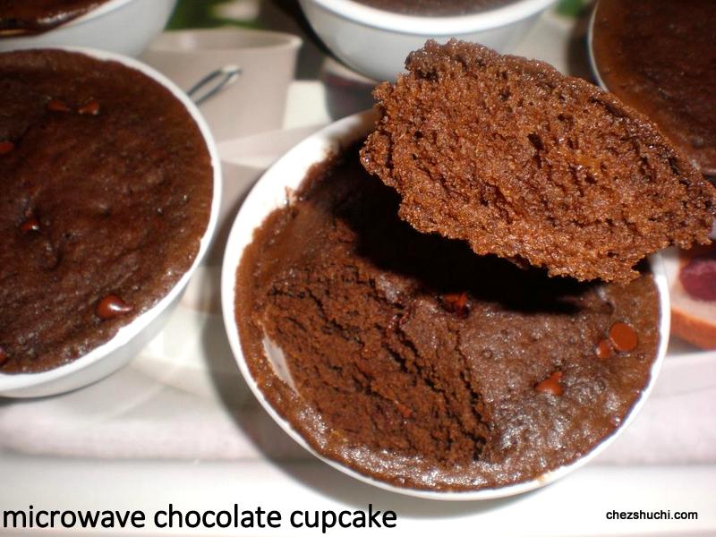 microwave chocolate cupcake
