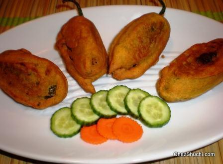 Mirchi Vada