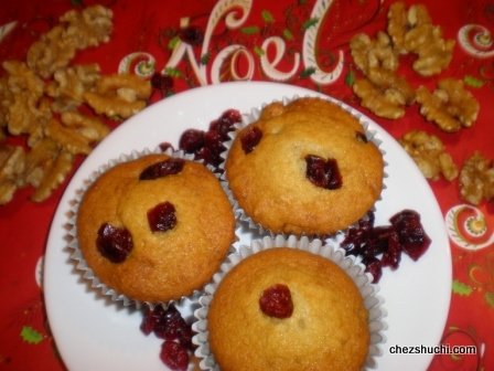 cranberry walnut muffins