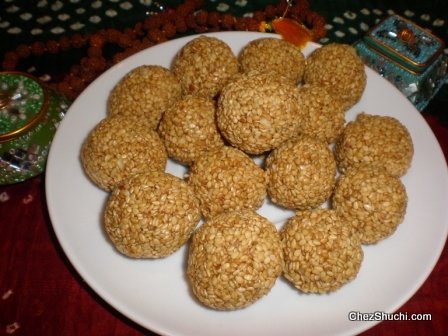 Til Laddoo (Sesame Balls) 